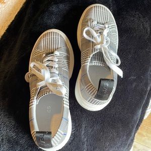 J Slides chunky black/white sneakers
